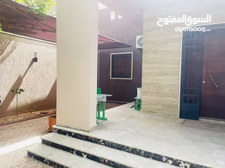  9 منزل للبيع  الموقع: بالقرب من مسجد باب السلام _ الرويمي_ عين زاره