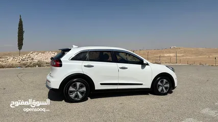 7 كيا نيرو هايبرد موديل 2018 وارد كوريا كلين تايتل فحص كامل.  Kia Niro hybrid 2018 Korean spec.