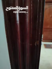  12 باب بيت  بخشب مميز جدا
