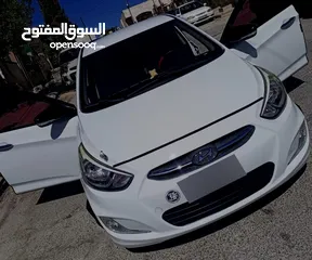  1 هونداي اكسنت 2016 لون ابيض للبيع