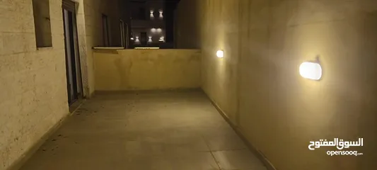  3 شقة فاخرة vap موقعها شافا بدران تشطيب سوبر داي لوكس خلف اكديمية البحرية كارجعا على شارع صالح للمشرع