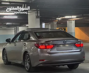  17 لكزس ES 300 h فل الفل بحاله ممتازه 2015