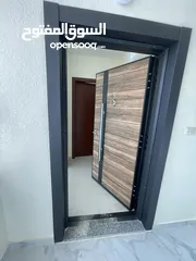  3 شقة طابق اول للبيع