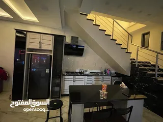 19 شاليه مميز  للبيع