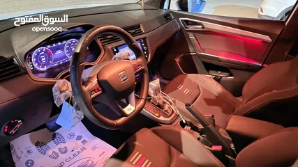  4 سيات ارونا FR ترخيص 21 ديجيتال بصمه سقف اسود