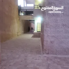  3 3 شقق باقي من المشروع السلط منطقة اسكان المهندسين شقق سوبر ديلوكس شبه ارضي موقع ممتاز أبراج البلقأ