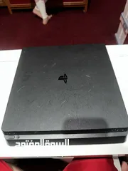  1 Ps4 with controller