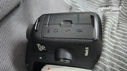  7 Canon 7 D mark 2 and canon 50 mm lens with battery grip