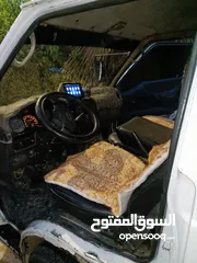  5 باص H100 موديل 2000 نضيف للبيع