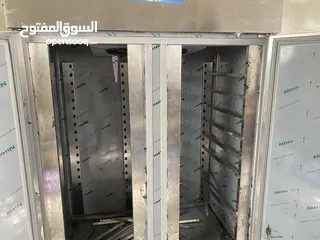  1 فريزر واقفة بابين ستانلس صواني 60*40سم