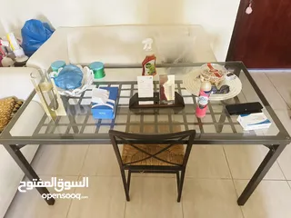  4 صالون 2 كنبه وكرسي  2 كنبه من ikea وترابيزه وكرسي بسعر مناسب