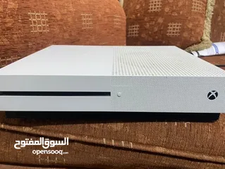  6 اكس بوكس ون اس للبيع  بحال الوكاله