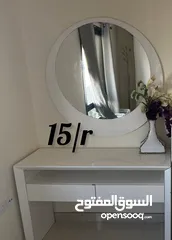  4 أثاث بحالة ممتازة