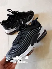  19 حذائين   NIKE  اصليات بحال الوكاله وارد أروبي لساتهم جداد