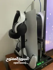  1 بلايستيشن 5 للبيع نظيف مع جهازين