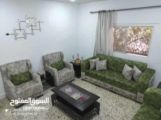  7 كنب بحال الوكاله للبيع المستعجل
