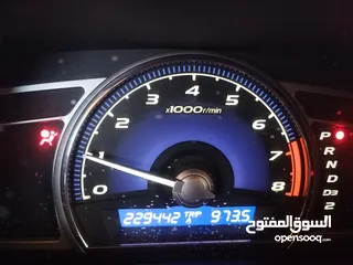  11 هوندا سيفيك 2006 بنزين للبيع في عمان 2006 Honda Civic V-Tech 1.8 L for Sale in Amman