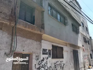  1 منزل مستقل للبيع في مخيم عسكر القديم شارع العياده