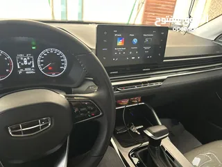  3 Geely Emgrand 2023
