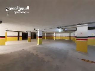  3 شقة مساحة 185متر مع روف (دوبليكس) وتراس باطلاله مميزة في شفا بدران للبيع من المالك