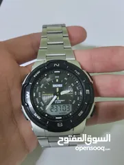  7 ساعة ماركة سكيمي عقارب وارقام للبيع أنيقة وعملية ساعة الفخامة بسعر قابل للتفاوض  تواصلوا معي
