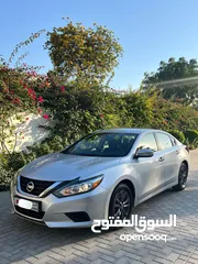  2 Nissan Altima sv 2018