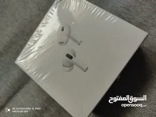  1 سماعات أبلAirpods Pro