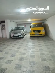  1 باص هيونداي H1  بسعر مميز