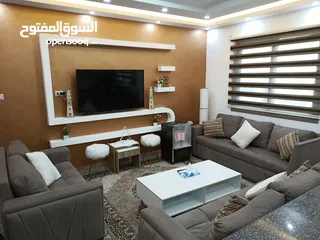  8 شقه مفروشه للايجار روف مع ترس كبير ديلوكس