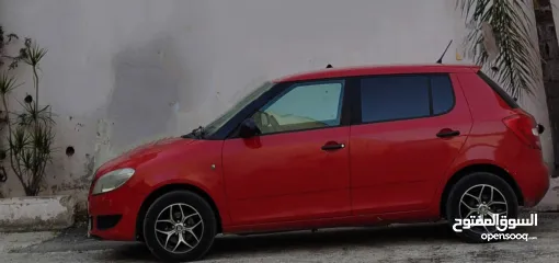  11 سكودا فابيا بنزين برايفت جير عادي