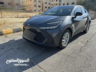  6 تويوتا CH-R هايبرد موديل 2024 الشكل الجديد كلياً مميزه للبيع