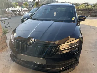  5 skoda karoq sport line blac adshn