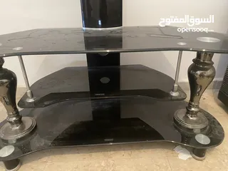  4 طاولة شاشة تلفزيون  اسود زجاج طبقات  من الامارات مرآة حائط