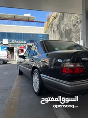  2 مرسيدس 300SEL