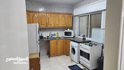  4 شقه مفروشه للايجار في منطقه العامريه بنابلس