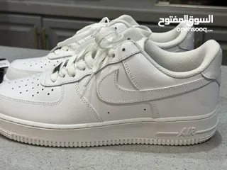  1 حذاء Nike Air Force 1 أبيض جديد – مقاس 43