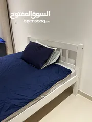  4 سرير للبيع مع الفرشة bed for sale with the mattress