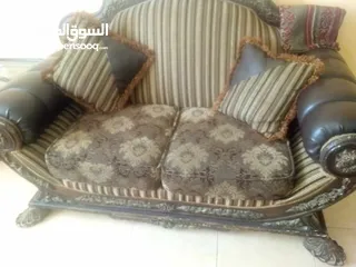  6 غرفة سفرة و بيرو و فضية وطقم كنب مع طاولات