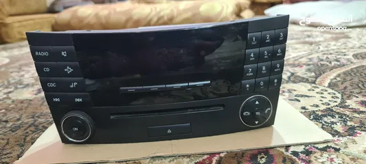  2 مسجل مرسيدس شبه جديد امكانيه البدل على سيستم كامل