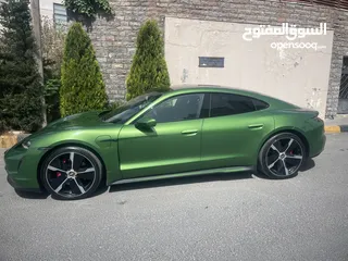  19 Porshe Tycan 4S 2021