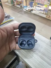  8 سماعة بلوتوث  مستعملة Galaxy Buds 2 pro.  اسود لون