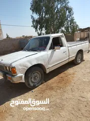  3 داتسون نيسان غماره بكم موديل 1985