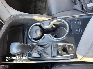  5 TOYOTA Camry Hybrid 2018 XLE  تويوتا كامري هايبرد 2018