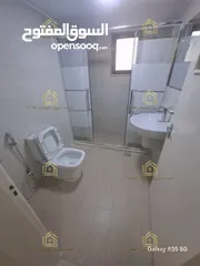  4 شقة مميزة - الجاردنز - 3نوم - 240م