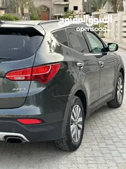  16 Santafe sport 2014 بلون مميز