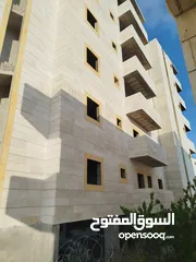  10 شقتين للبيع بإطلاله جميلة ومنطقة راقية