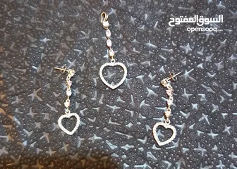  29 ساعة FOCE فخمة  جديدة مرصعة بالياقوت نظارات أصلية دولتشي وشانيل
