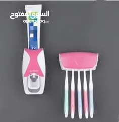  7 حماله فراشي اسنان +  مكبس معجون الاسنان حمالة الفراشي و المعجون اكسسوارات حمام