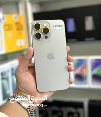  1 عرض خااص : iPhone 15 pro max 256gb هاتف بحالة الوكالة بدون اي مشاكل أو شموخ مع ضمان و الملحقات