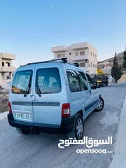  4 ستروين بارلنجو 2007